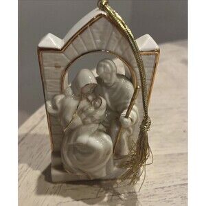 Lenox ~ “Holy Family” ~ Ivory Porcelain TREE ORNAMENT ~ 24K Gold ~ Lamb on Back